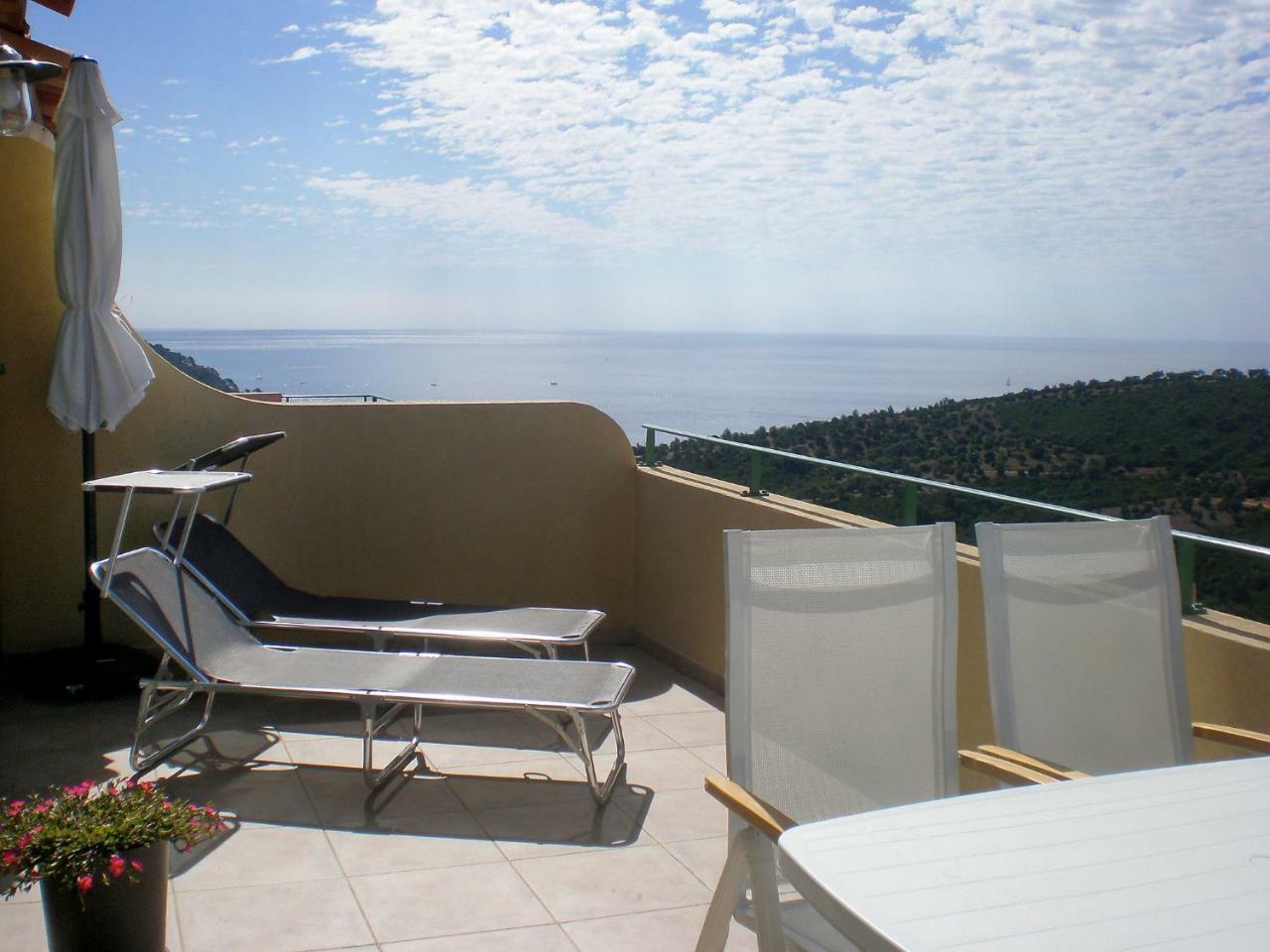 Holiday Home Le Belvédère Cavalaire-sur-Mer Esterno foto